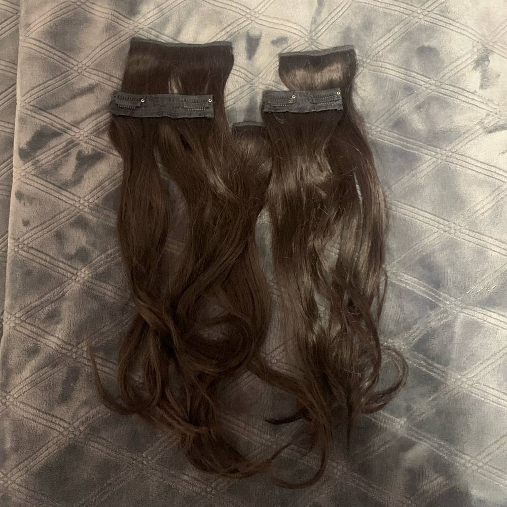 Hair extensions - Picture 2 of 4